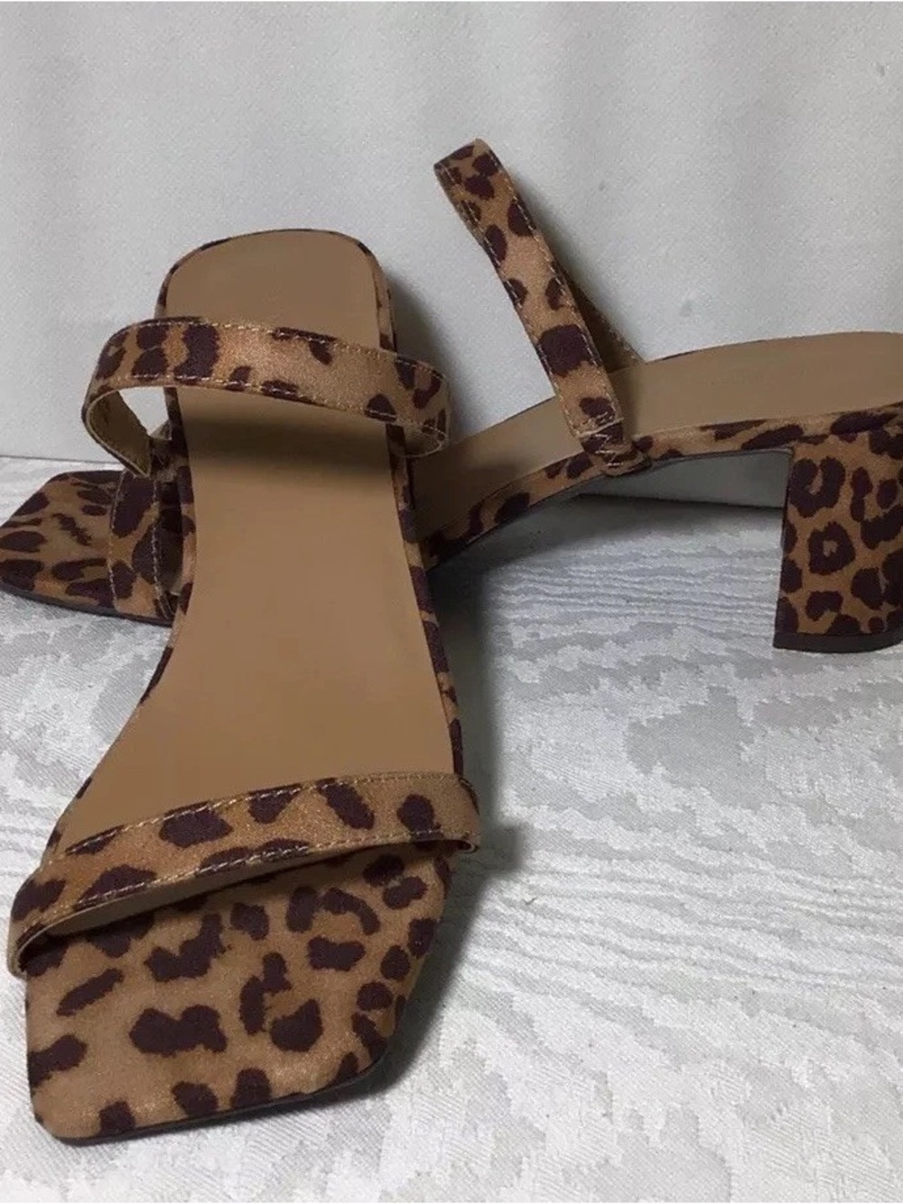 Banana republic slip-on slides Leopard Print Block Heel Sandals Brown 8.5 - Picture 3 of 5